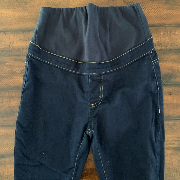 Boohoo Maternity Skinny Jeans - Picture 4 of 5